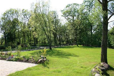 07 Blick in den Garten